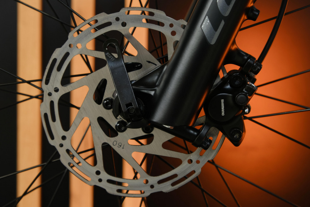 LORAK Sel 9450 SE Матовый Чёрный рама 23 (на рост 189-205)